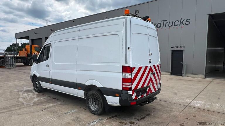 Delivery van Mercedes-Benz Sprinter 519 (3.0 V6 / BELGIAN VAN / EURO 5 / M...