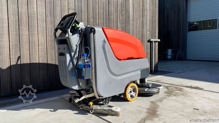 Scrubber dryer cleaning machine Hako Scrubmaster B70