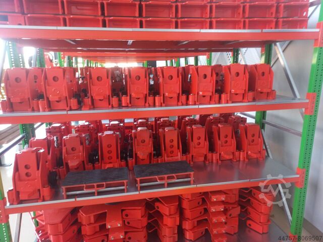 LIFTING EQUIPMENT AND TRANSPORT TROLLEYS  