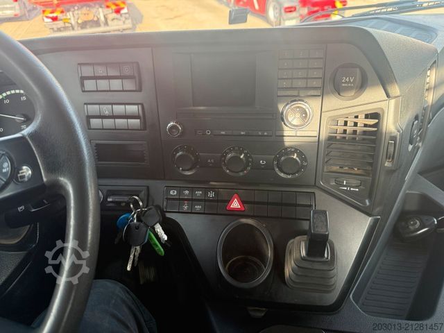 Three-sided tipper truck MERCEDES-BENZ Arocs 4145 8X6 Kipper Schwarzmüller