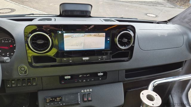 Minibus MERCEDES-BENZ Sprinter 517 Heckniederflur Vorlauffahrzeug