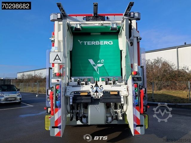 Garbage truck DAF XD 340 6X2 FAN Day Cab - Olympus Hecklader 21W -