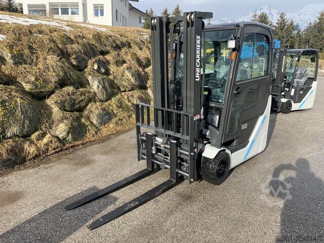 Electric 3-wheel forklift UniCarriers TX3-20L