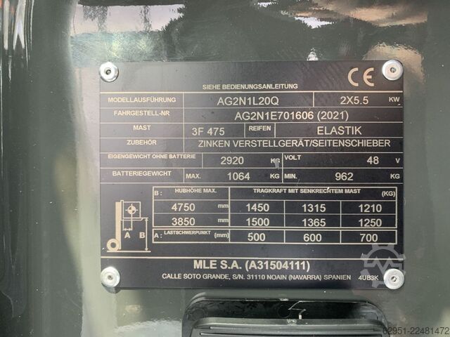 Electric 3-wheel forklift UniCarriers TX3-20L