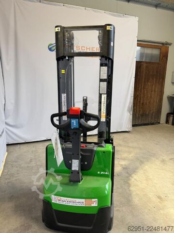High Lift stacker Cesab S212L