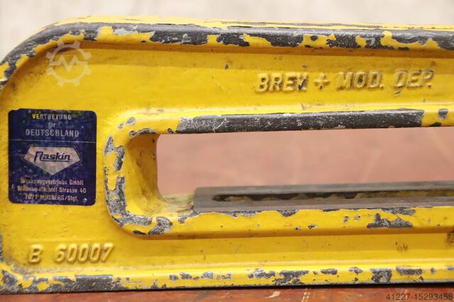 Punching unit punching bracket Raskin 25 BL 260 Ausladung 210 mm