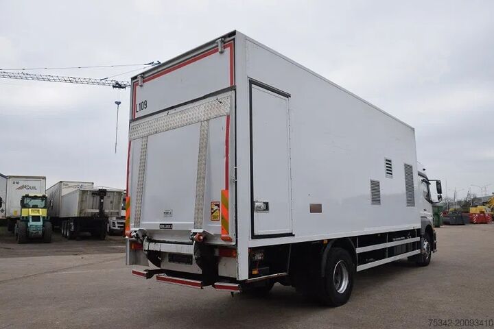 Suitcase Mercedes-Benz Axor 1824