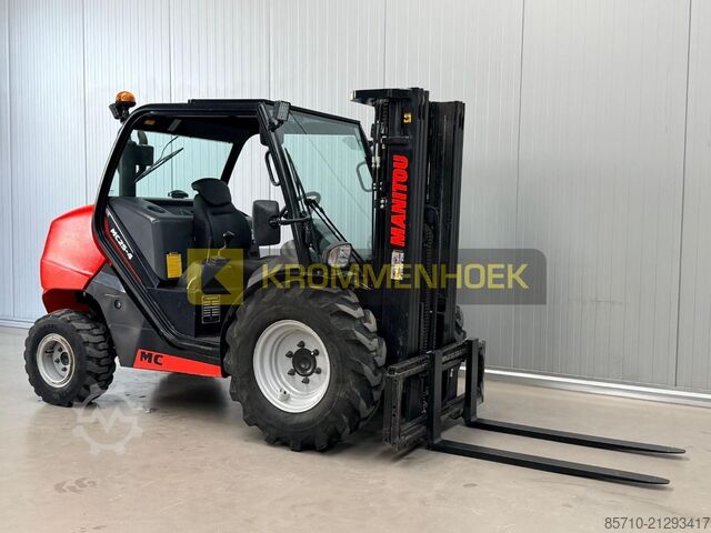 Geländestapler Manitou MC 25-4