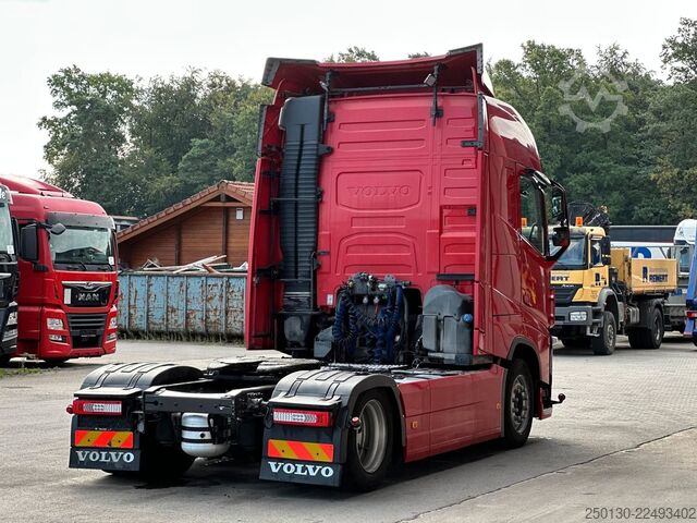 Volumen SZM VOLVO FH 500 4x2 LL Hubsattel