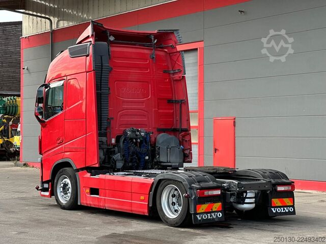 Volumen SZM VOLVO FH 500 4x2 LL Hubsattel