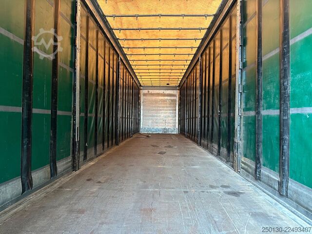 Auflieger mit Pritsche & Plane SCHMITZ CARGOBULL SCB*S3T MegaTrailer Curtainsider Edscha