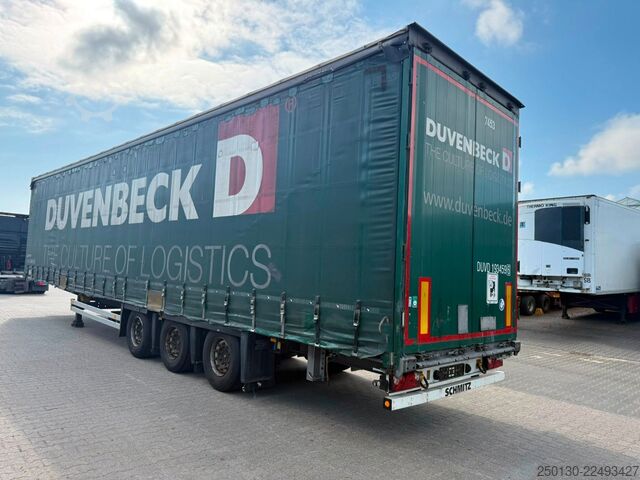 Auflieger mit Pritsche & Plane SCHMITZ CARGOBULL SCB*S3T MegaTrailer Curtainsider Edscha
