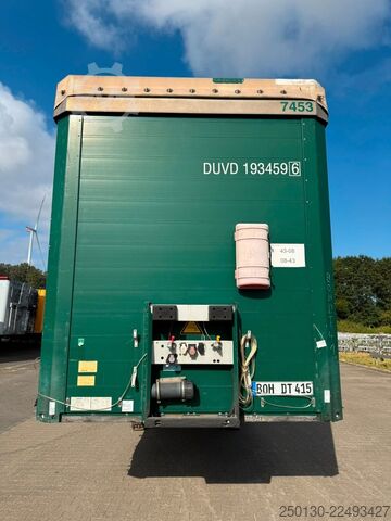 Auflieger mit Pritsche & Plane SCHMITZ CARGOBULL SCB*S3T MegaTrailer Curtainsider Edscha