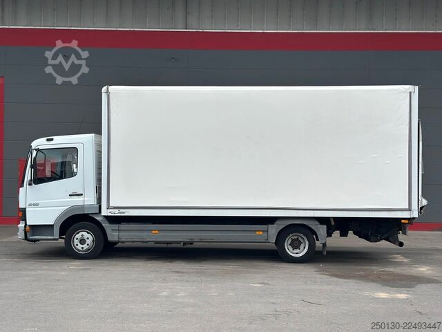 Transporter mit Koffer MERCEDES-BENZ Atego 818 4x2 BB Spier Koffer & Palfinger LBW