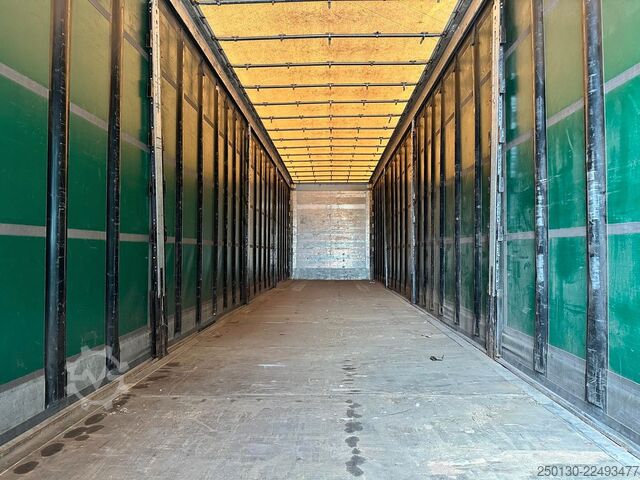 Auflieger mit Pritsche & Plane SCHMITZ CARGOBULL SCB*S3T MegaTrailer Curtainsider Edscha