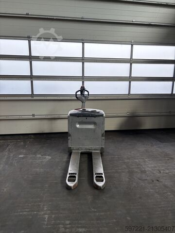Electric Pallet Trucks Still EXU 16