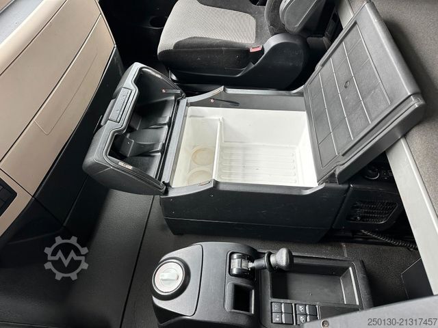 Volume tractor unit MAN TG3 18.460 4x2 LLS-U Retarder / ACC / 2 Tanks