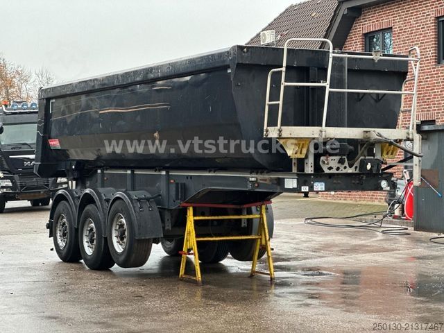 Tipper semitrailer LANGENDORF SKS-HS 24/30 Kippmulde 25m³ / Stahl/ Liftachse/
