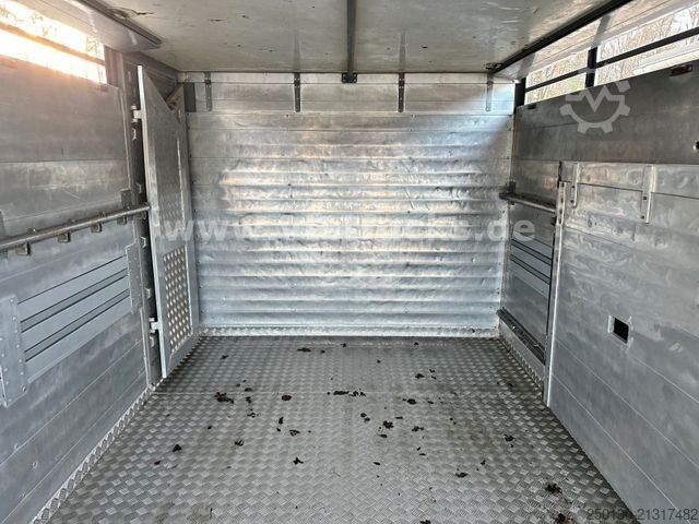 Cattle truck DAF LF 280 4x2 BL 1.Stock Viehwagen ACC LDW CAM