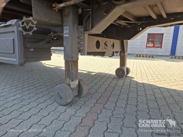 Open semitrailer with tarp Kögel Curtainsider Mega