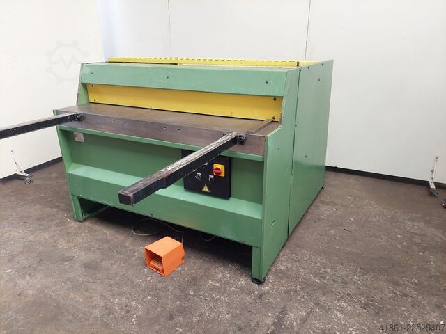 Motorized guillotine shears HM JBS 1250-3.0