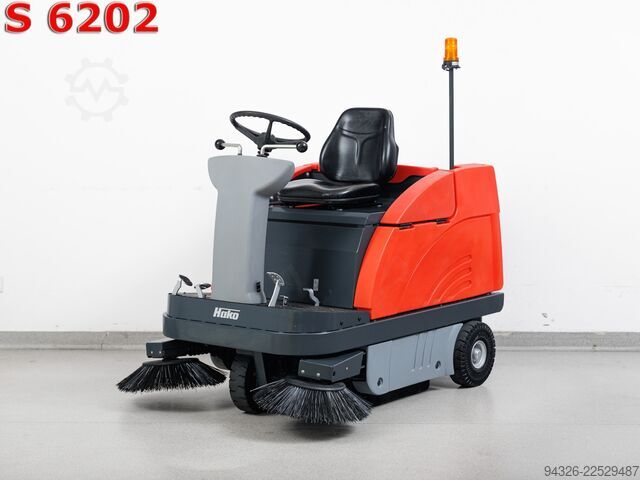 Hako Jonas 980 V Kehrmaschine Hako Jonas 980 V Benzin - 425h - 7200m²/h