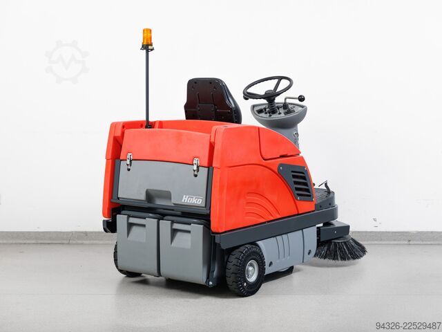 Hako Jonas 980 V Sweeper Benzin Hako Jonas 980 V Benzin - 425h - 7200m²/h