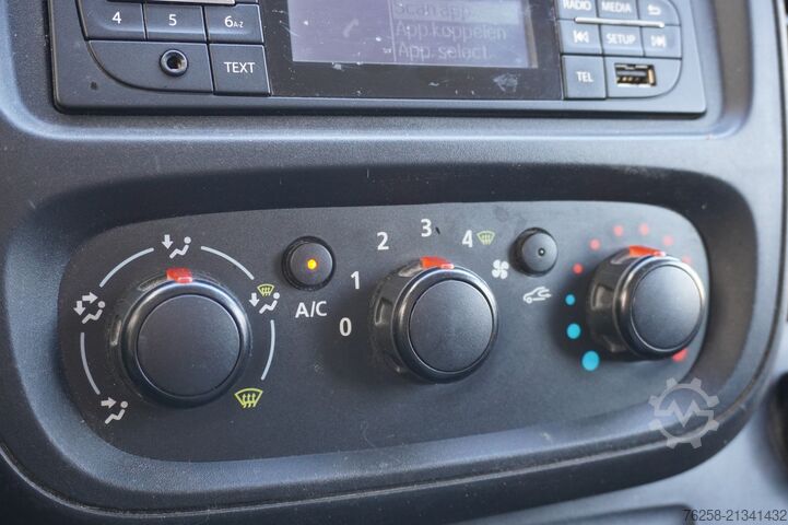 Delivery van Renault Trafic 1.6 dCi L2 EURO 6 - Airco - Cruise - Tre...