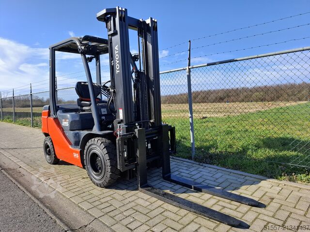 Diesel-Gabelstapler Toyota Tonero 52-8 FDF 25 | 2023