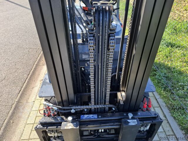 Diesel-Gabelstapler Toyota Tonero 52-8 FDF 25 | 2023