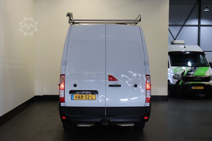 Delivery van Renault Master 2.3 dCi 130PK L2H2 - EURO 6 - Airco - Na...