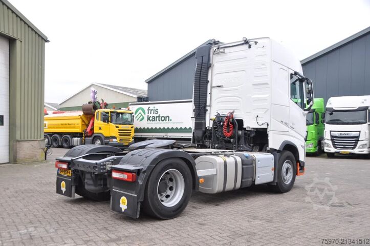 Standard-SZM Volvo FH 460 4X2 2022  iShift  iParkCool  NL-TRUCK