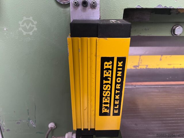 Veneer cutter Kuper Hymmen AS 220