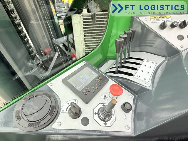 4-way forklift Combilift C4500 DIESEL TRIPLEX 4900 FREE LIFT