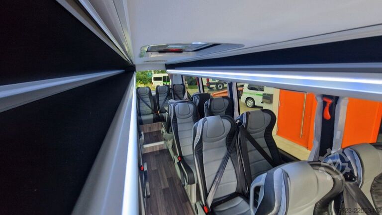 Minibus MERCEDES-BENZ 519 Sunset S 4 Ferqui Chasis 907 Vorlauffahrzeug