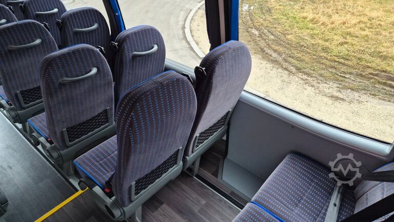 Minibus IVECO Daily 70 Ferqui Sunrise 34 Plätze COC