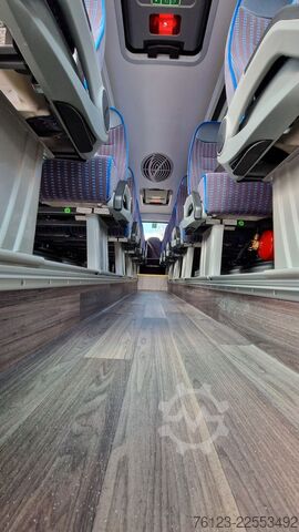 Minibus IVECO Daily 70 Ferqui Sunrise 34 Plätze COC