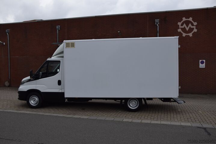 Transporter mit Koffer Iveco Daily  35 S18 Koffer Automatik ACC Luftfederung