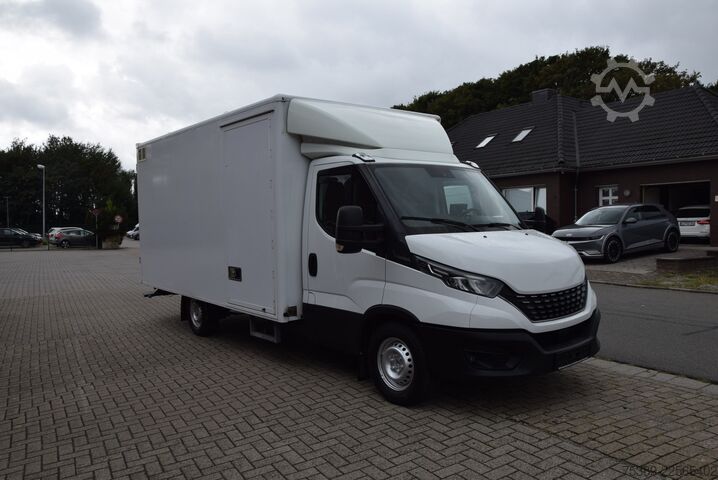Transporter mit Koffer Iveco Daily  35 S18 Koffer Automatik ACC Luftfederung