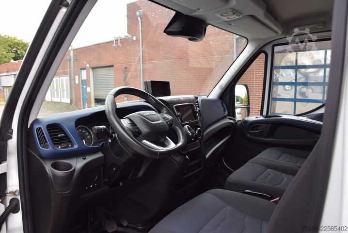 Box van Iveco Daily  35 S18 Koffer Automatik ACC Luftfederung