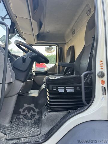 Refrigerated/frozen transport DAF LF 230 Koelwagen 9120 kg laadvermogen