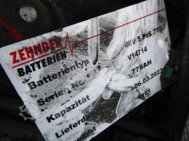 Electric 3-wheel forklift Linde E16P-02