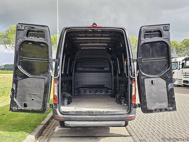 Hochdachkombi MERCEDES-BENZ SPRINTER 319 L3H2 Maxi LED Mbux10