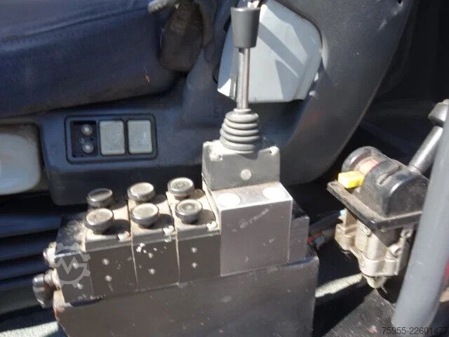 Hakenarmsystem MAN TGA 33.430 waf hooklift,VOOR5.50 METER CONTAINE...
