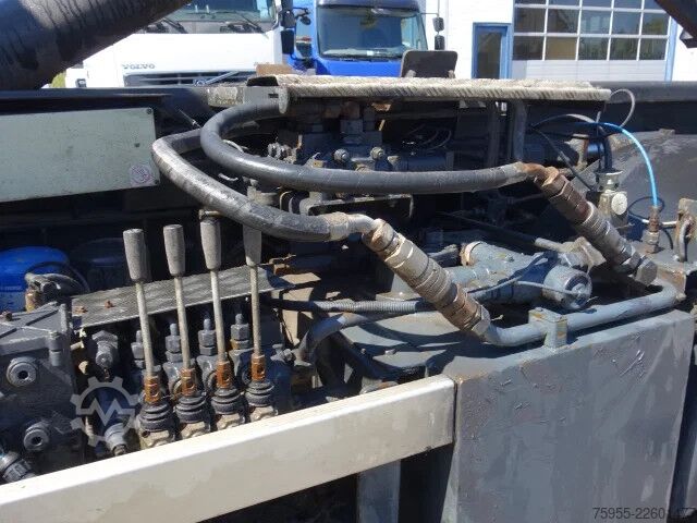 Hakenarmsystem MAN TGA 33.430 waf hooklift,VOOR5.50 METER CONTAINE...