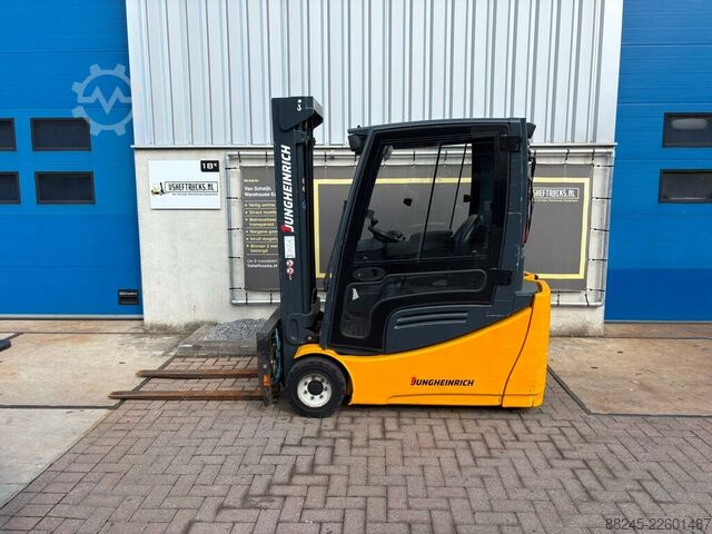 VS-22983 elektrischer Triplex-Gabelstapler Jungheinrich EGFG220 JUNGHEINRICH EGFG220