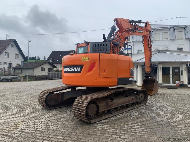 EXCAVATOR DOOSAN DX235LCR-5