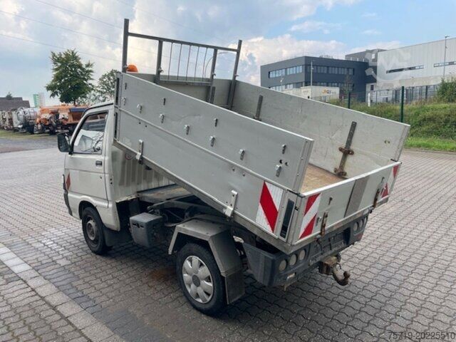 Tipper van Pfau S90