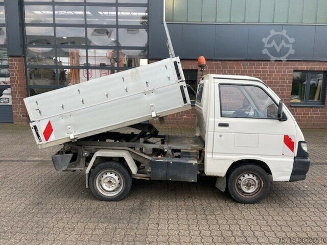Tipper van Pfau S90
