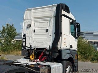 Gefahrgut LKW MERCEDES-BENZ Actros 1843 ADR Retarder Safety HU
